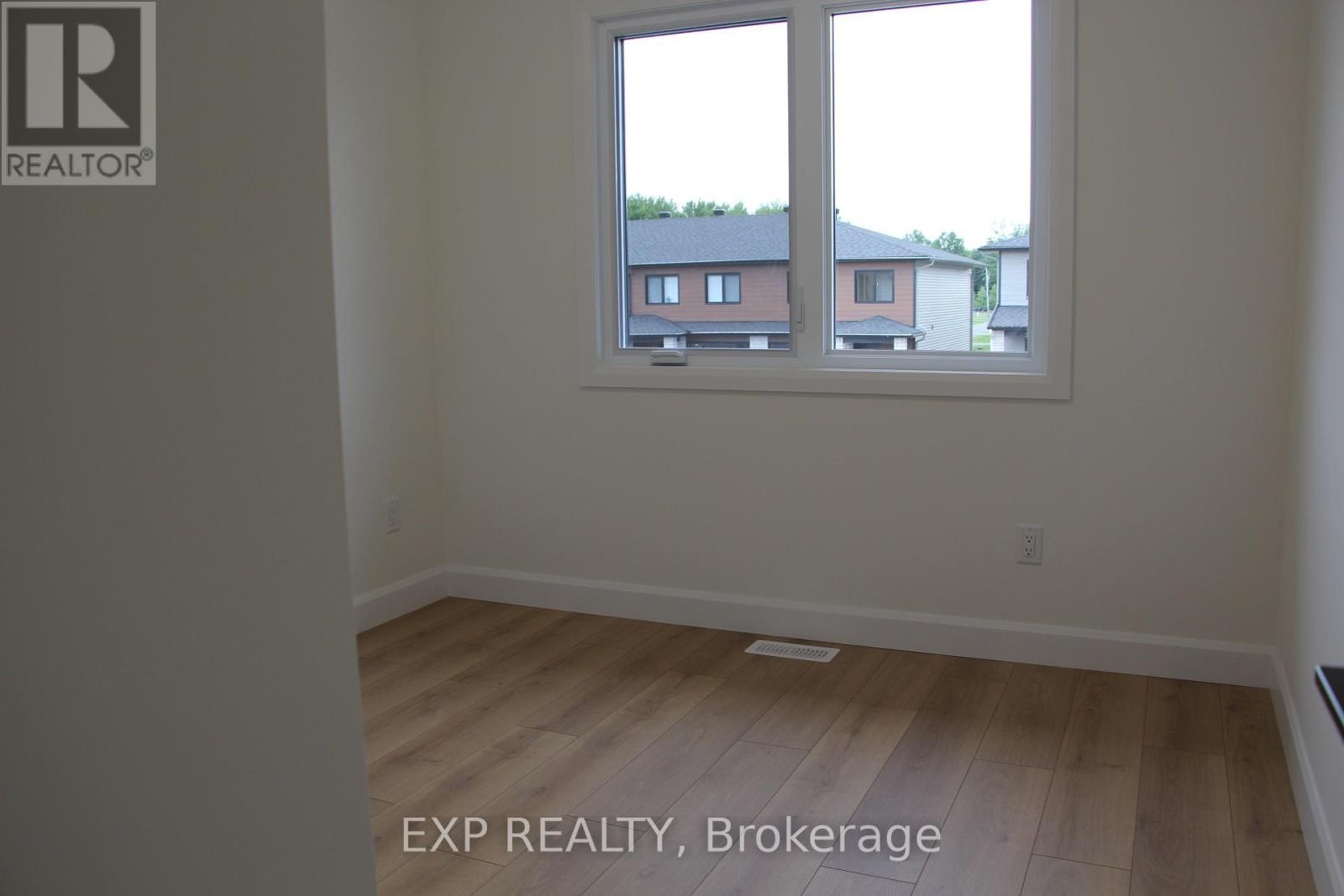 












316 HAZEL CRESCENT

,
The Nation,




Ontario
K0A2M0

