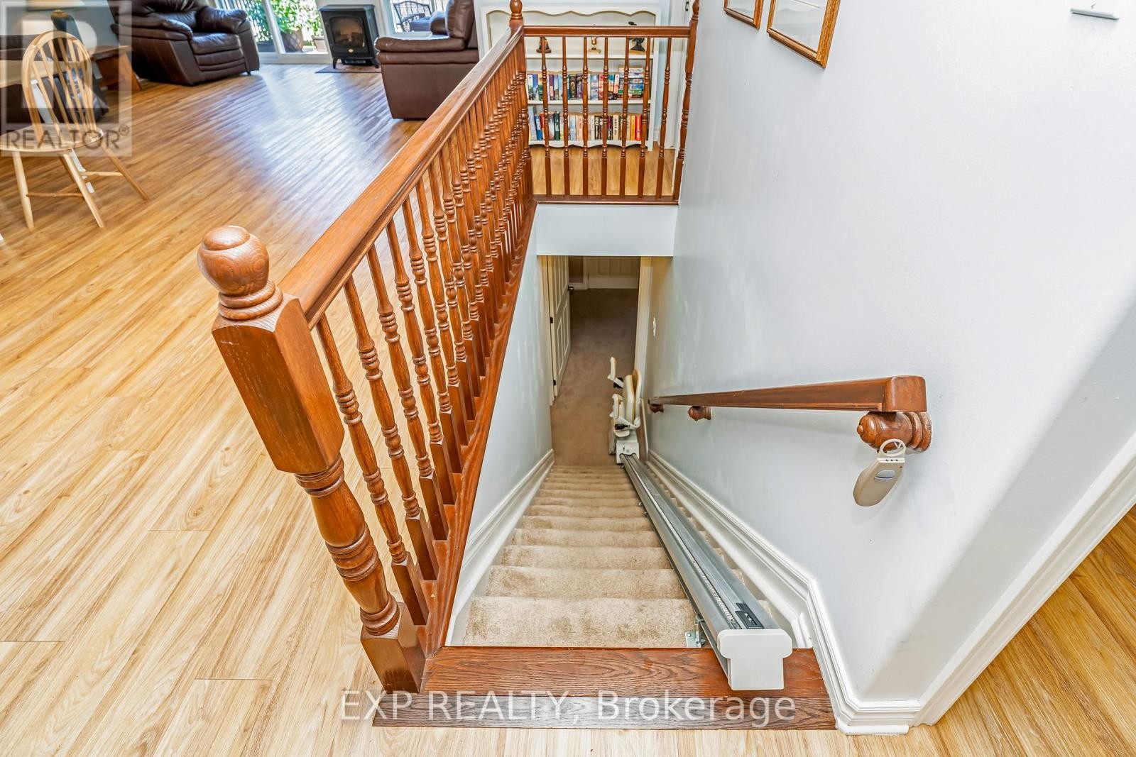 












357 JAMIESON STREET

,
Mississippi Mills,




Ontario
K0A1A0

