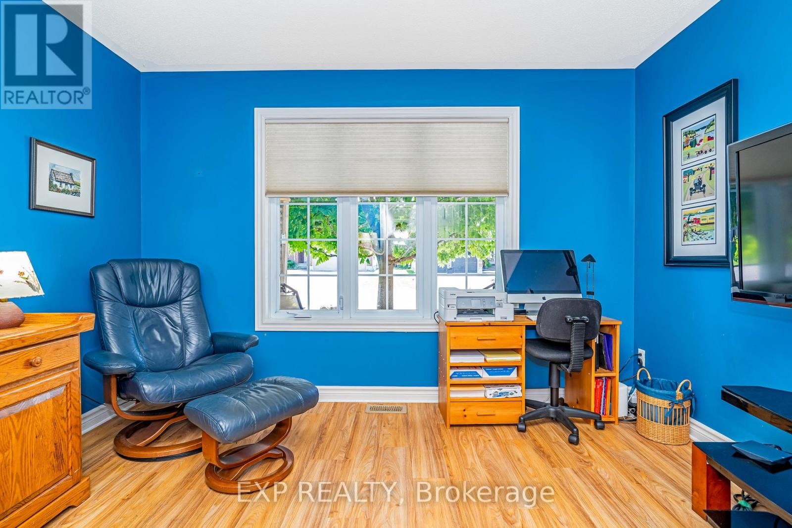 












357 JAMIESON STREET

,
Mississippi Mills,




Ontario
K0A1A0

