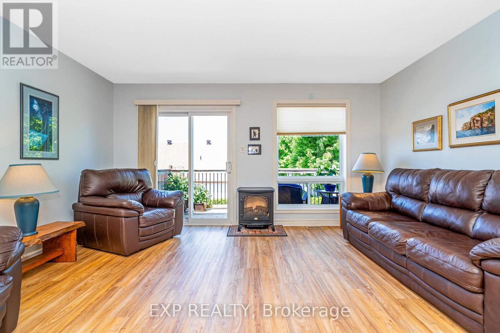 












357 JAMIESON STREET

,
Mississippi Mills,




Ontario
K0A1A0

