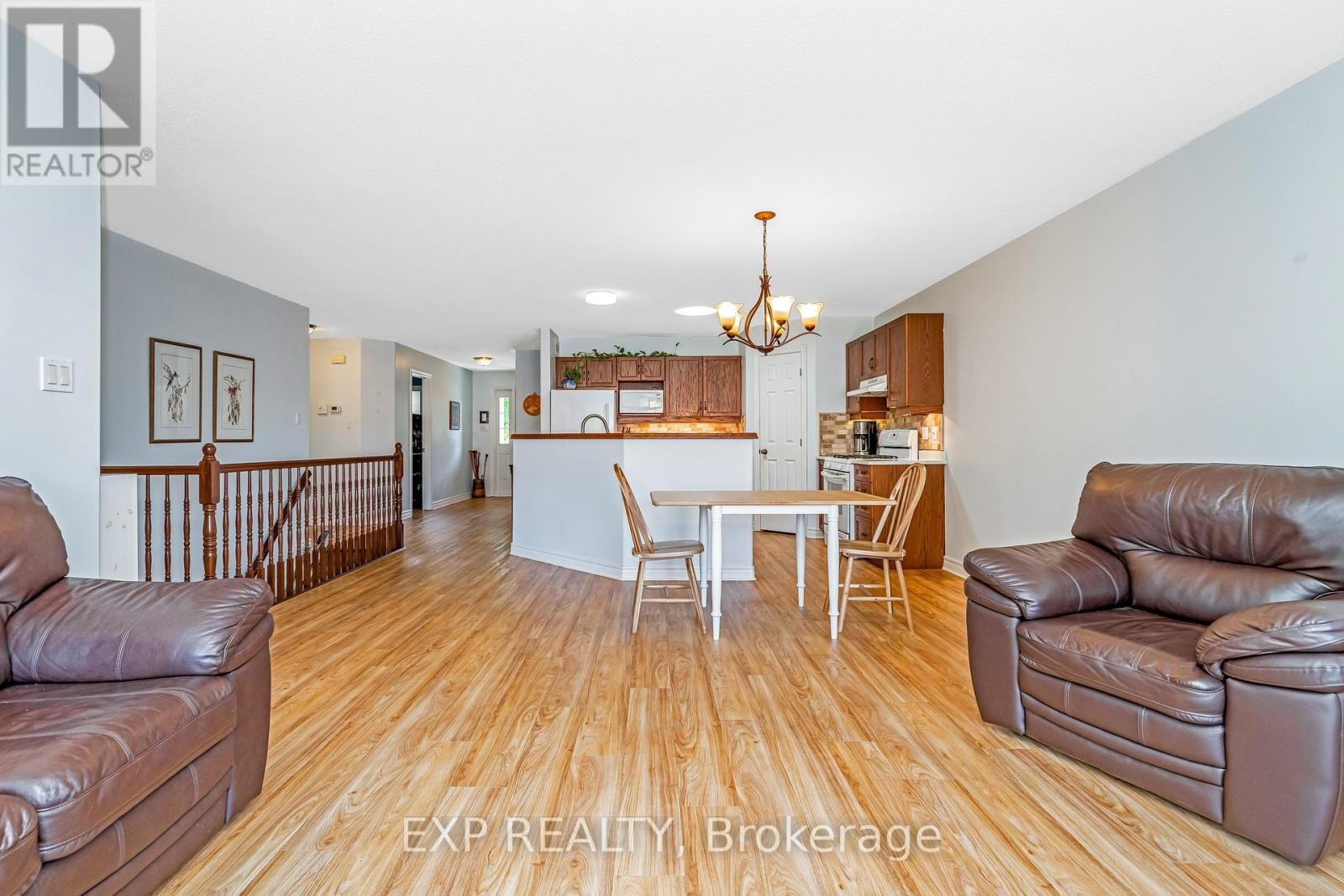 












357 JAMIESON STREET

,
Mississippi Mills,




Ontario
K0A1A0

