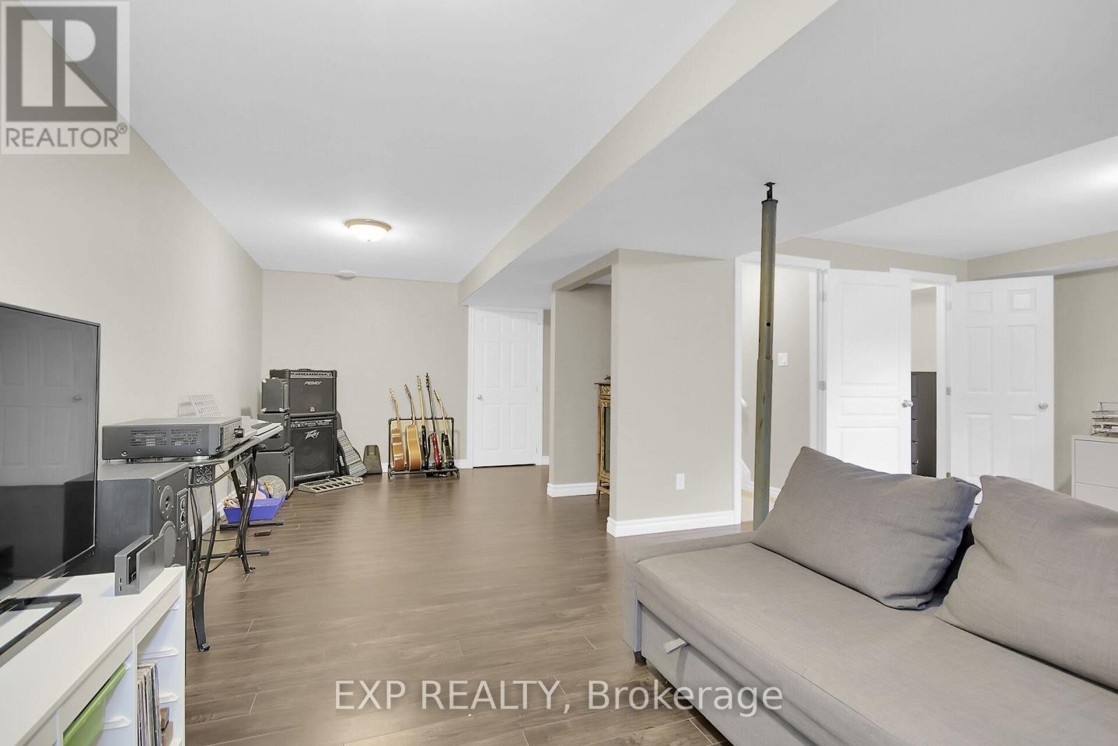 












332 FINNER COURT

,
Mississippi Mills,




Ontario
K0A1A0

