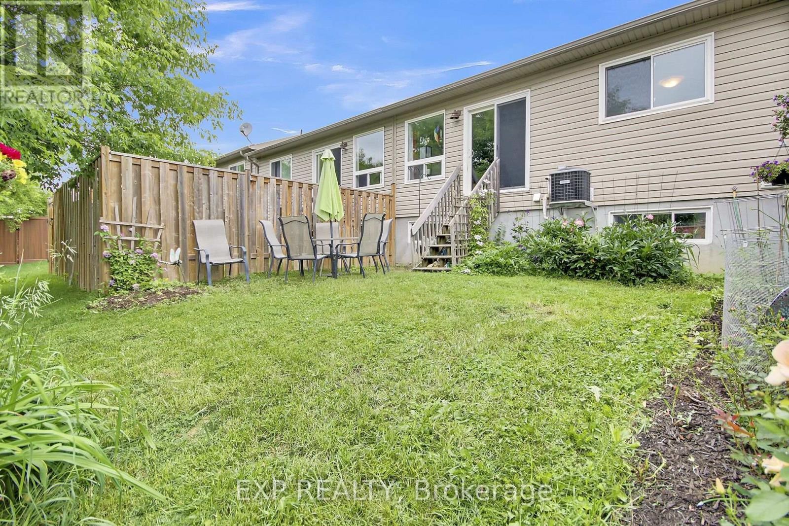 












332 FINNER COURT

,
Mississippi Mills,




Ontario
K0A1A0

