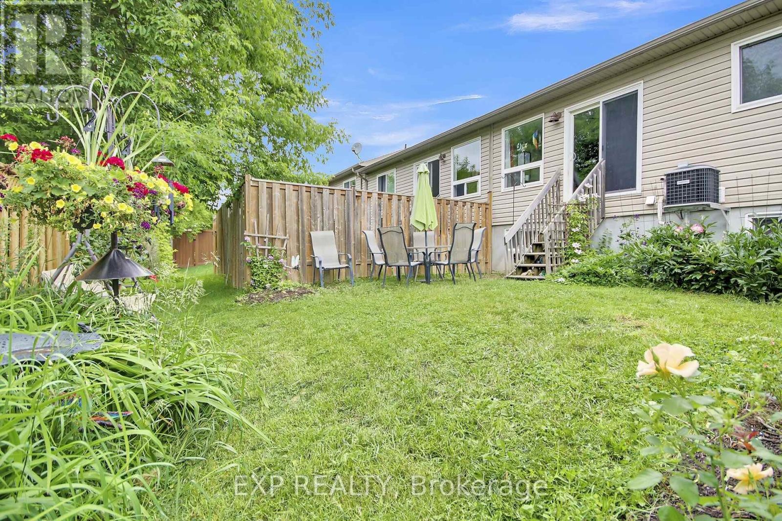 












332 FINNER COURT

,
Mississippi Mills,




Ontario
K0A1A0

