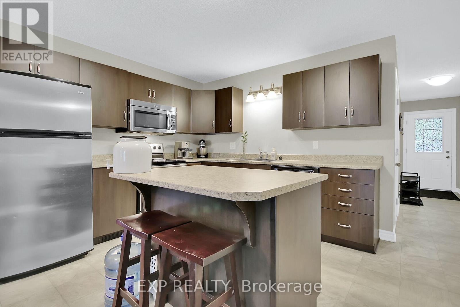 












332 FINNER COURT

,
Mississippi Mills,




Ontario
K0A1A0

