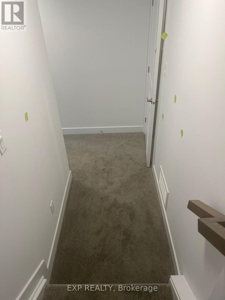 












E - 230 PINGWI PLACE

,
Ottawa,




Ontario
K1X0E9

