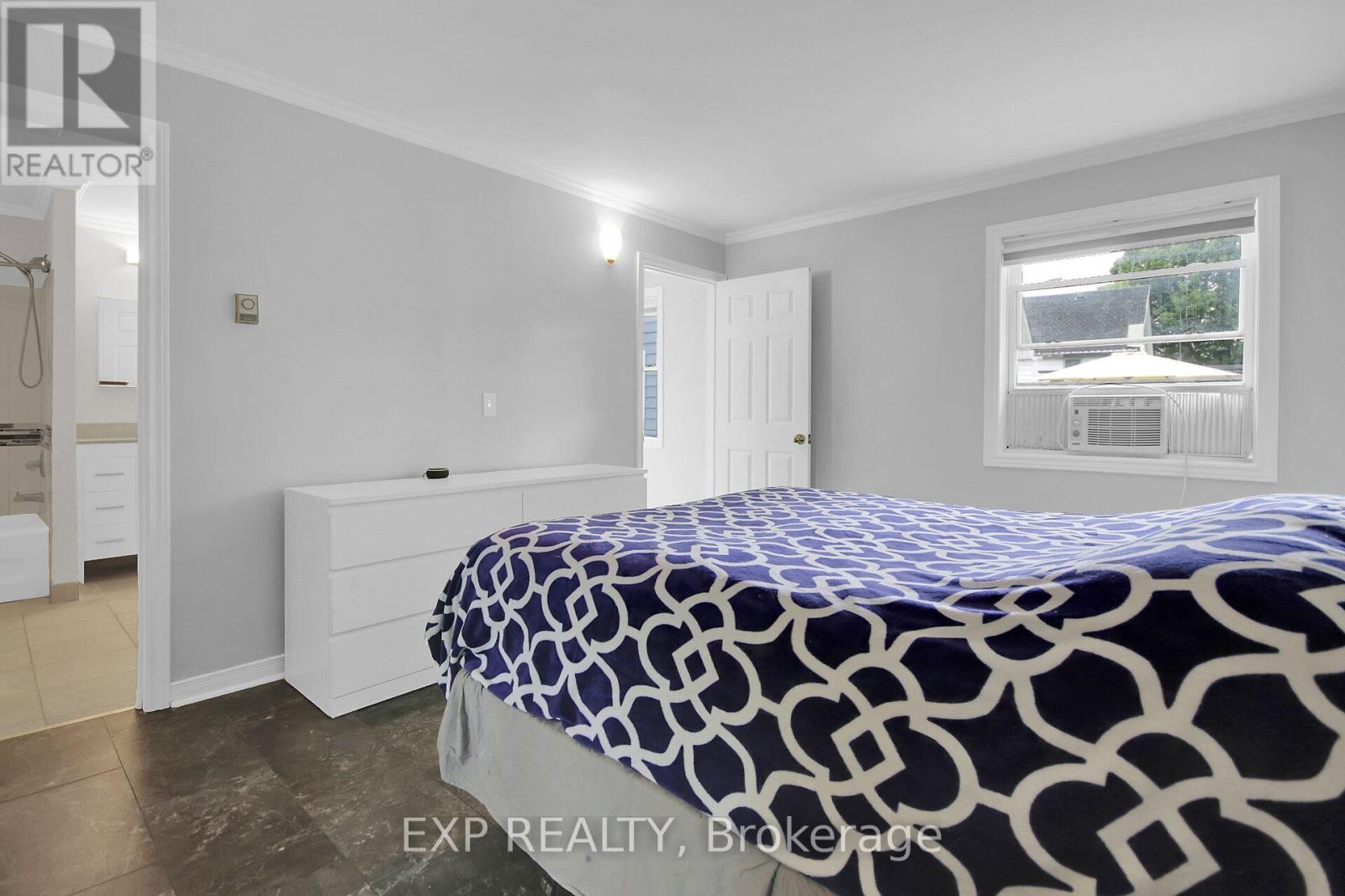 












120 MAIN STREET E

,
Mississippi Mills,




Ontario
K0A1A0

