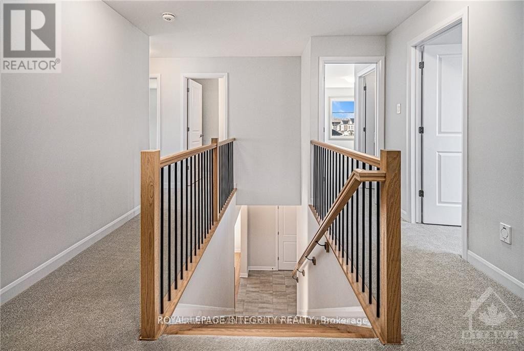 












169 GOSLING CRESCENT

,
Ottawa,




Ontario
K2W0K7

