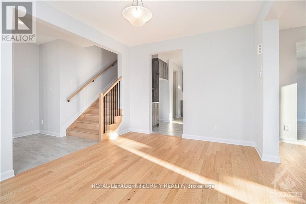 












169 GOSLING CRESCENT

,
Ottawa,




Ontario
K2W0K7

