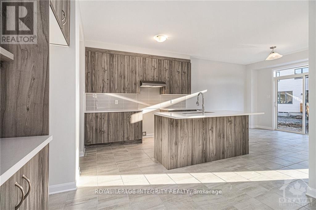 












169 GOSLING CRESCENT

,
Ottawa,




Ontario
K2W0K7

