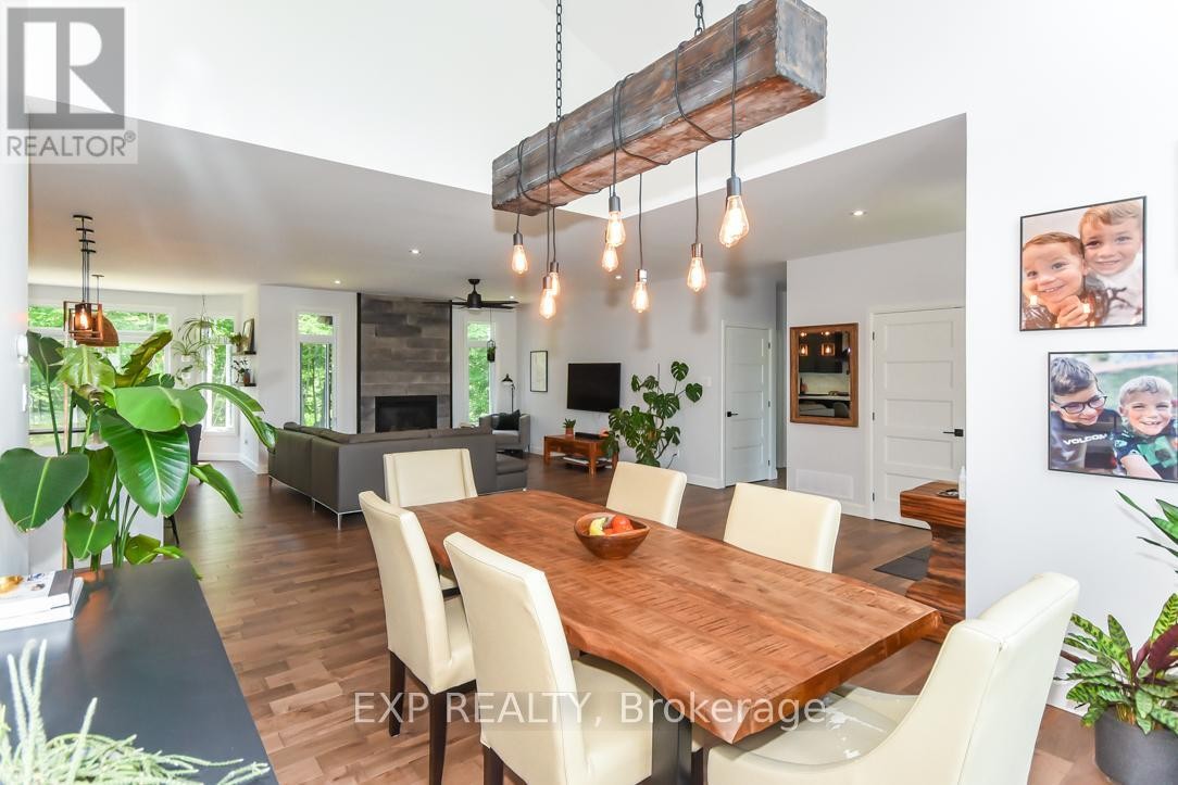 












1579 ROLLIN ROAD

,
Clarence-Rockland,




Ontario
K0A3N0

