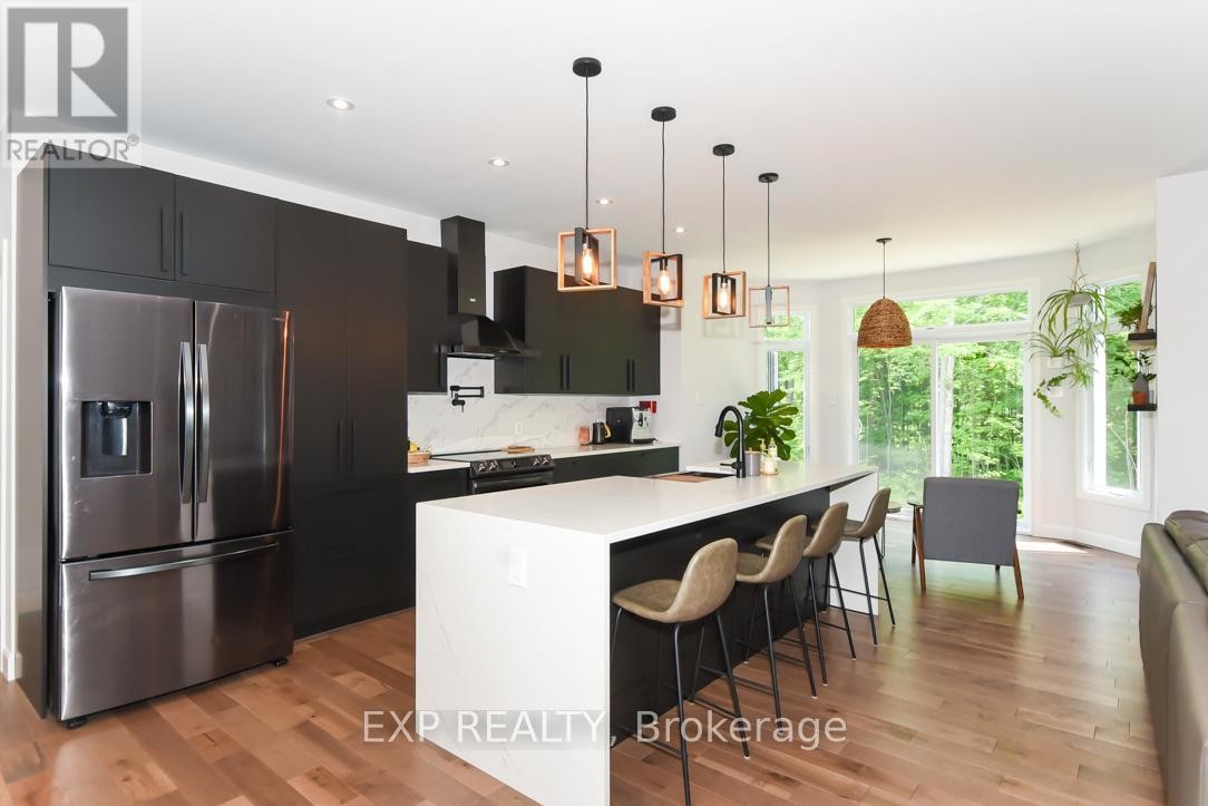 












1579 ROLLIN ROAD

,
Clarence-Rockland,




Ontario
K0A3N0

