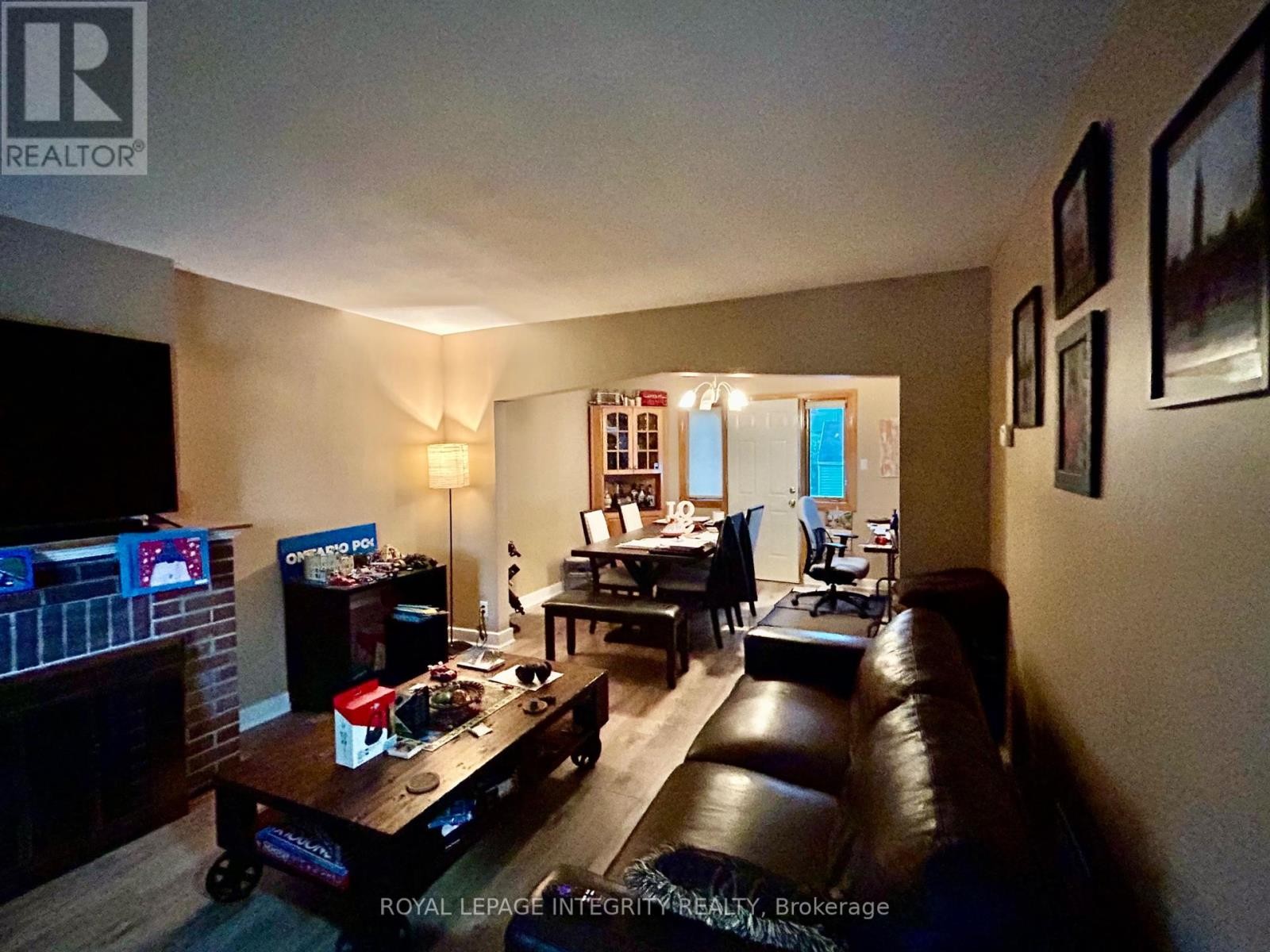 












1350 LEASIDE AVENUE

,
Ottawa,




Ontario
K1Z7R1

