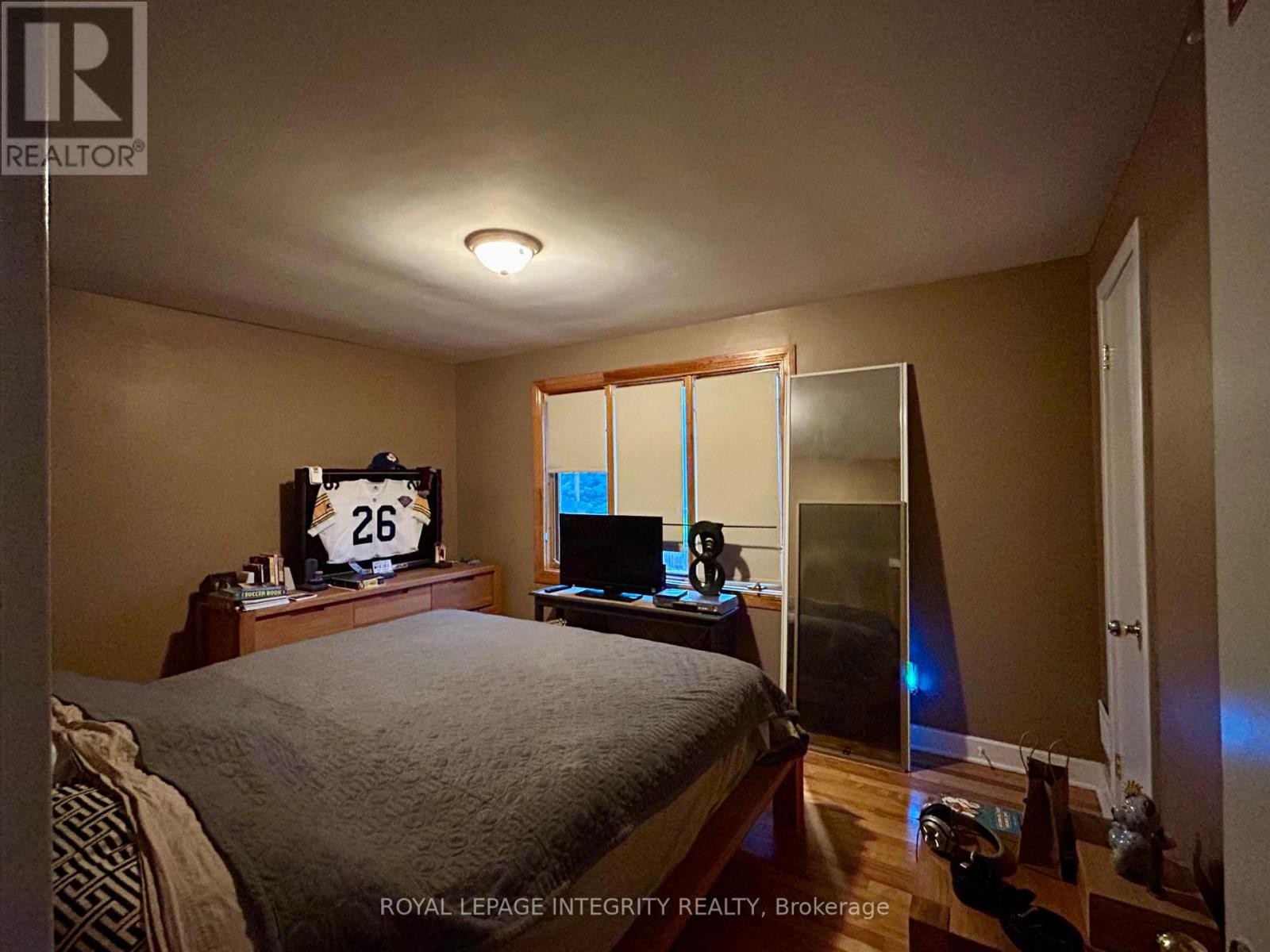 












1350 LEASIDE AVENUE

,
Ottawa,




Ontario
K1Z7R1


