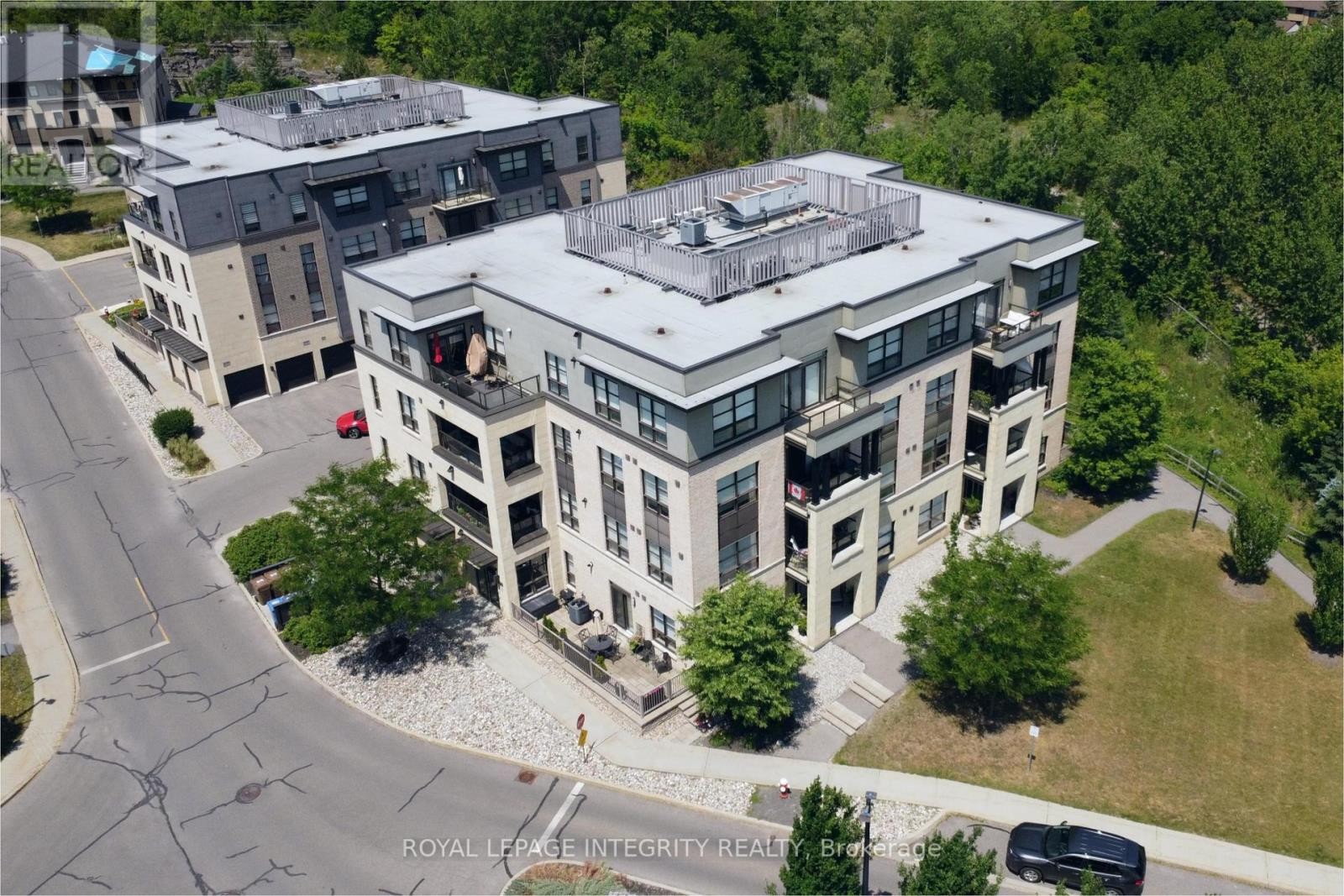 












205 - 200 TITANIUM PRIVATE

,
Ottawa,




Ontario
K1C0B9

