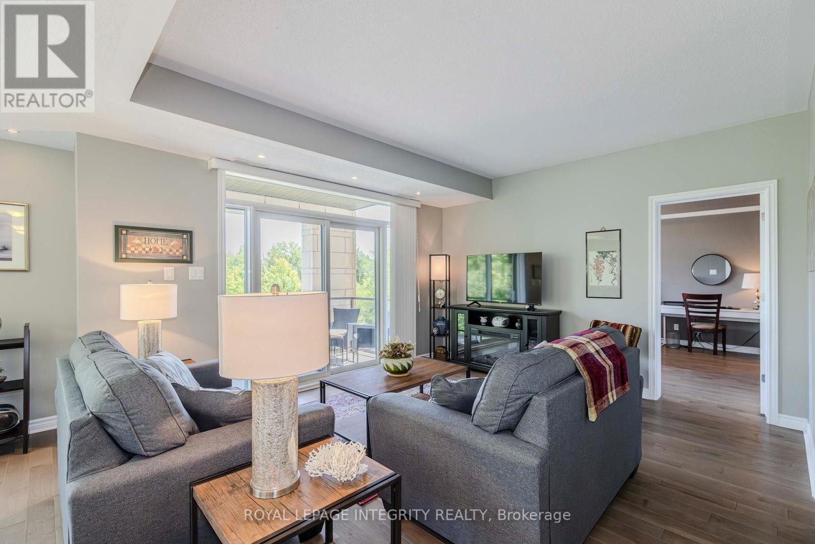 












205 - 200 TITANIUM PRIVATE

,
Ottawa,




Ontario
K1C0B9

