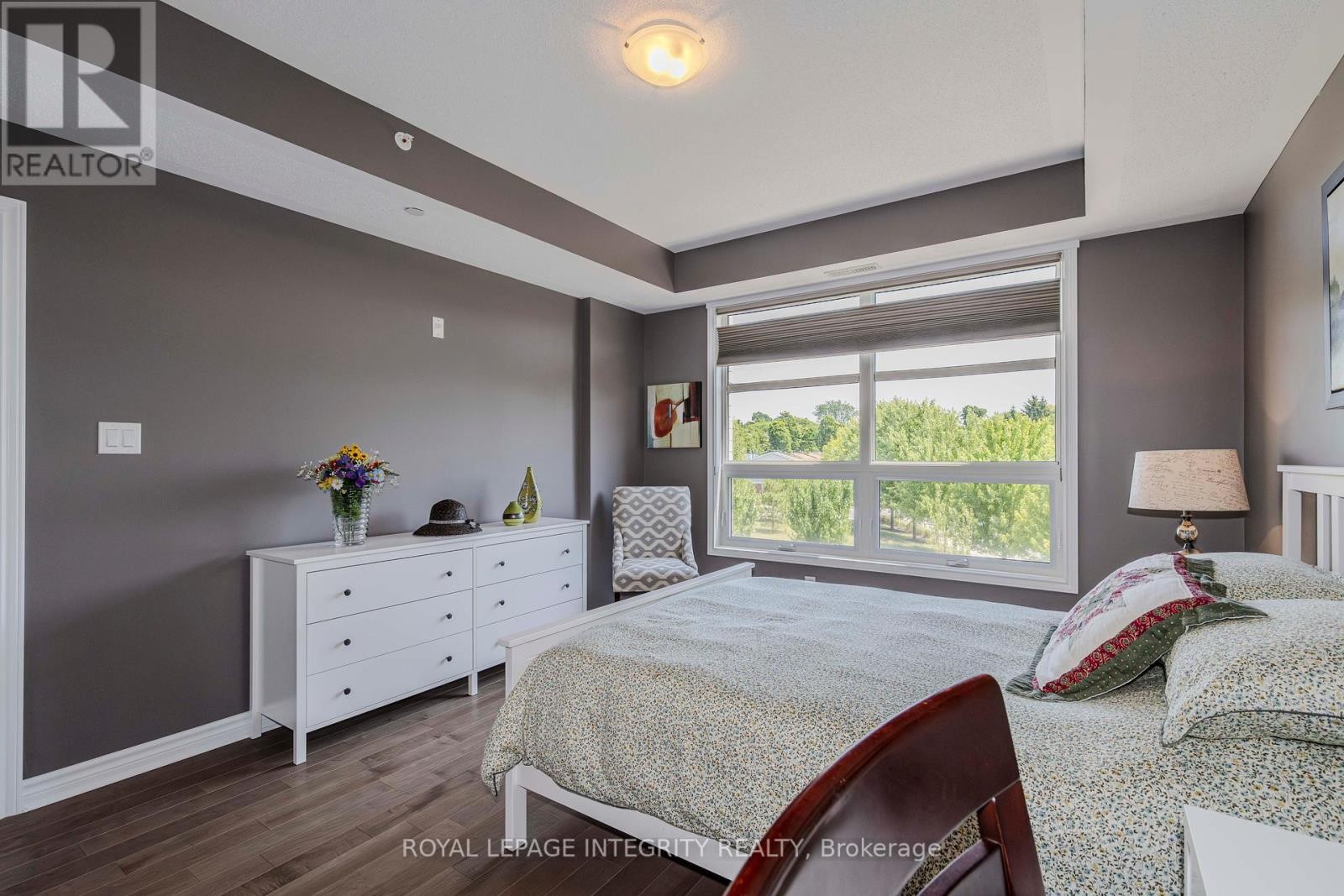 












205 - 200 TITANIUM PRIVATE

,
Ottawa,




Ontario
K1C0B9

