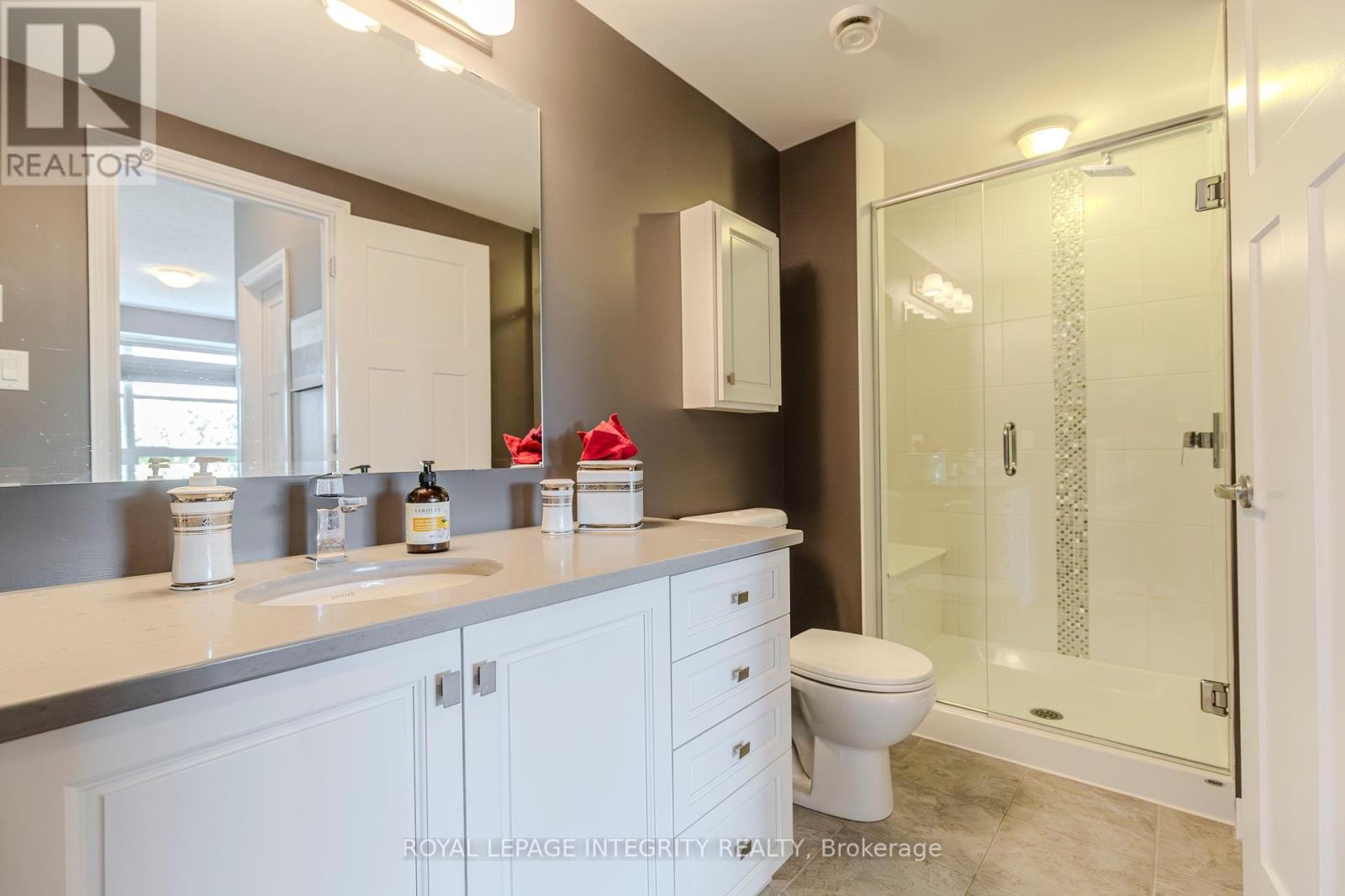 












205 - 200 TITANIUM PRIVATE

,
Ottawa,




Ontario
K1C0B9

