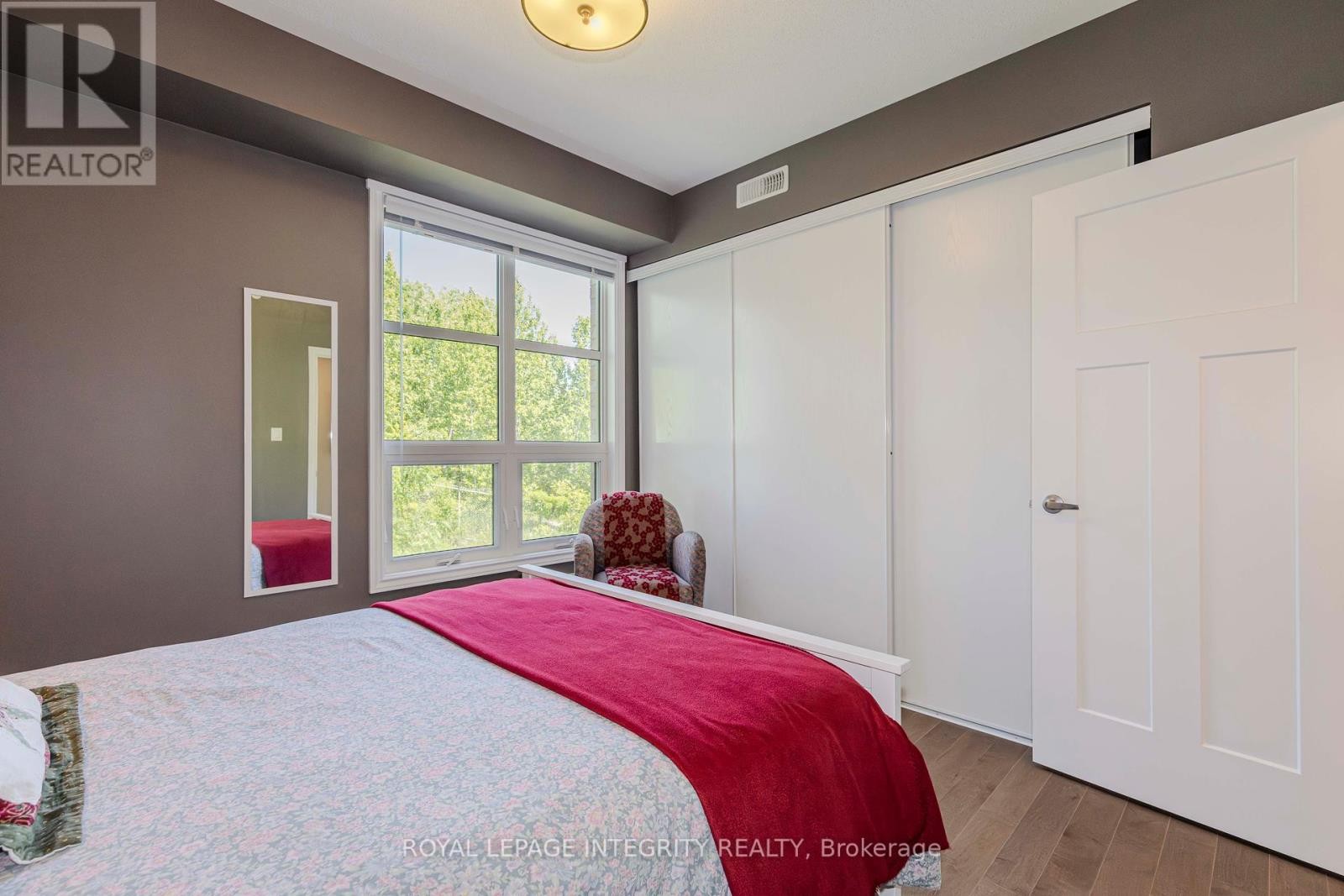 












205 - 200 TITANIUM PRIVATE

,
Ottawa,




Ontario
K1C0B9

