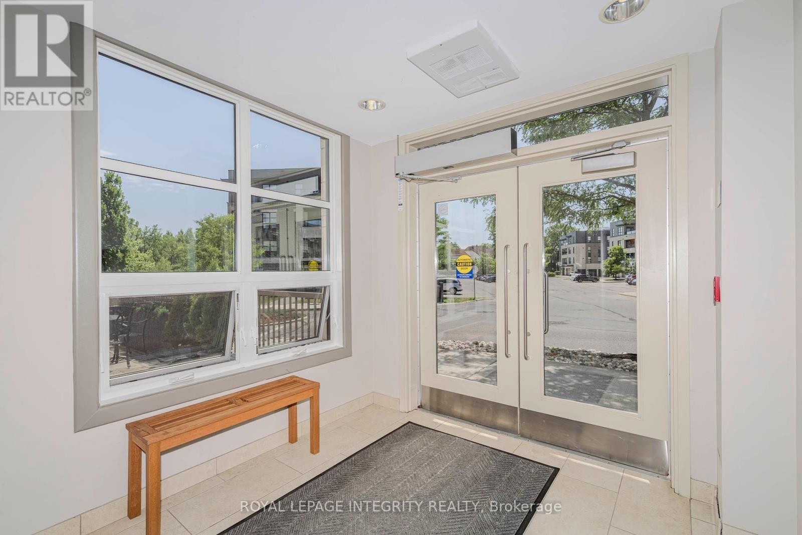 












205 - 200 TITANIUM PRIVATE

,
Ottawa,




Ontario
K1C0B9


