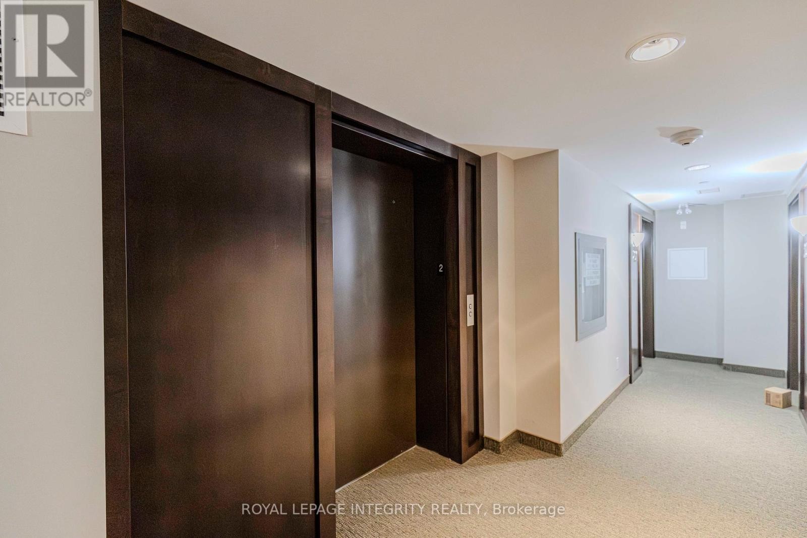 












205 - 200 TITANIUM PRIVATE

,
Ottawa,




Ontario
K1C0B9

