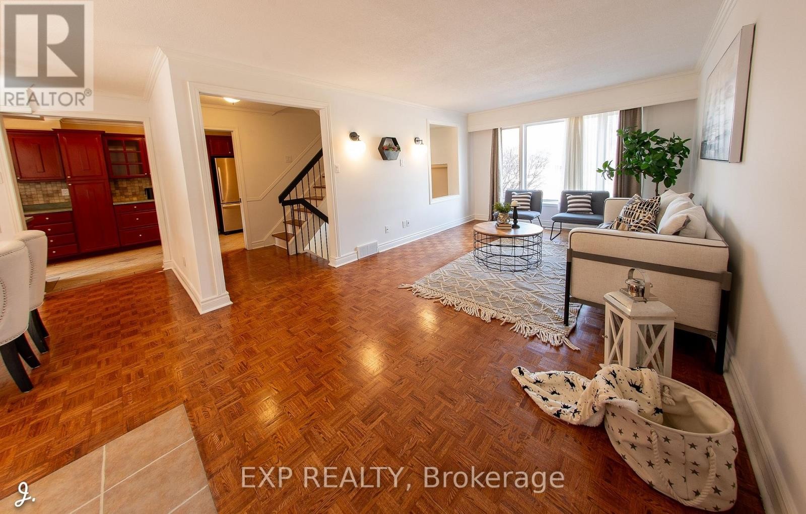 












2772 SPRINGLAND DRIVE

,
Ottawa,




Ontario
K1V6M4

