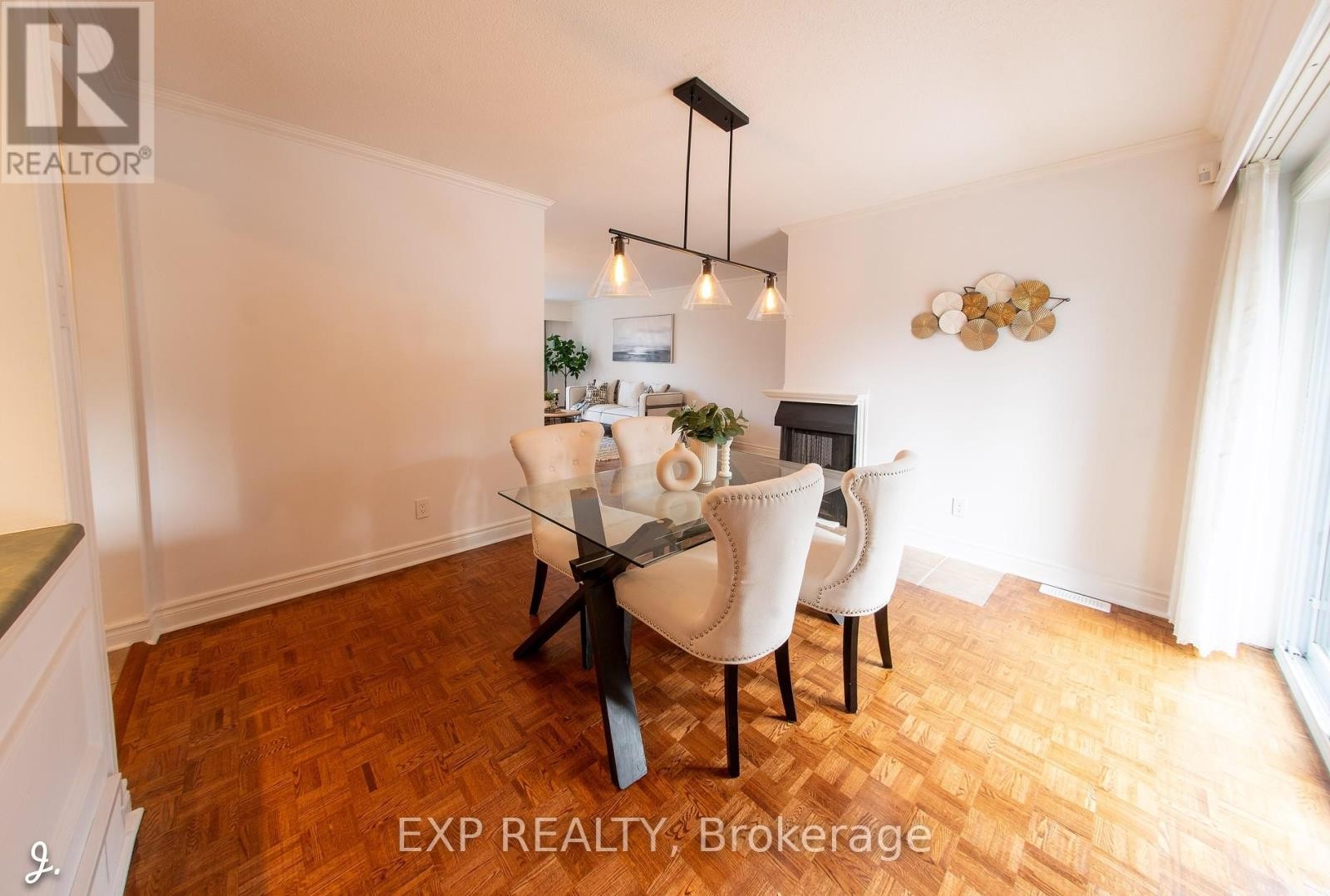 












2772 SPRINGLAND DRIVE

,
Ottawa,




Ontario
K1V6M4

