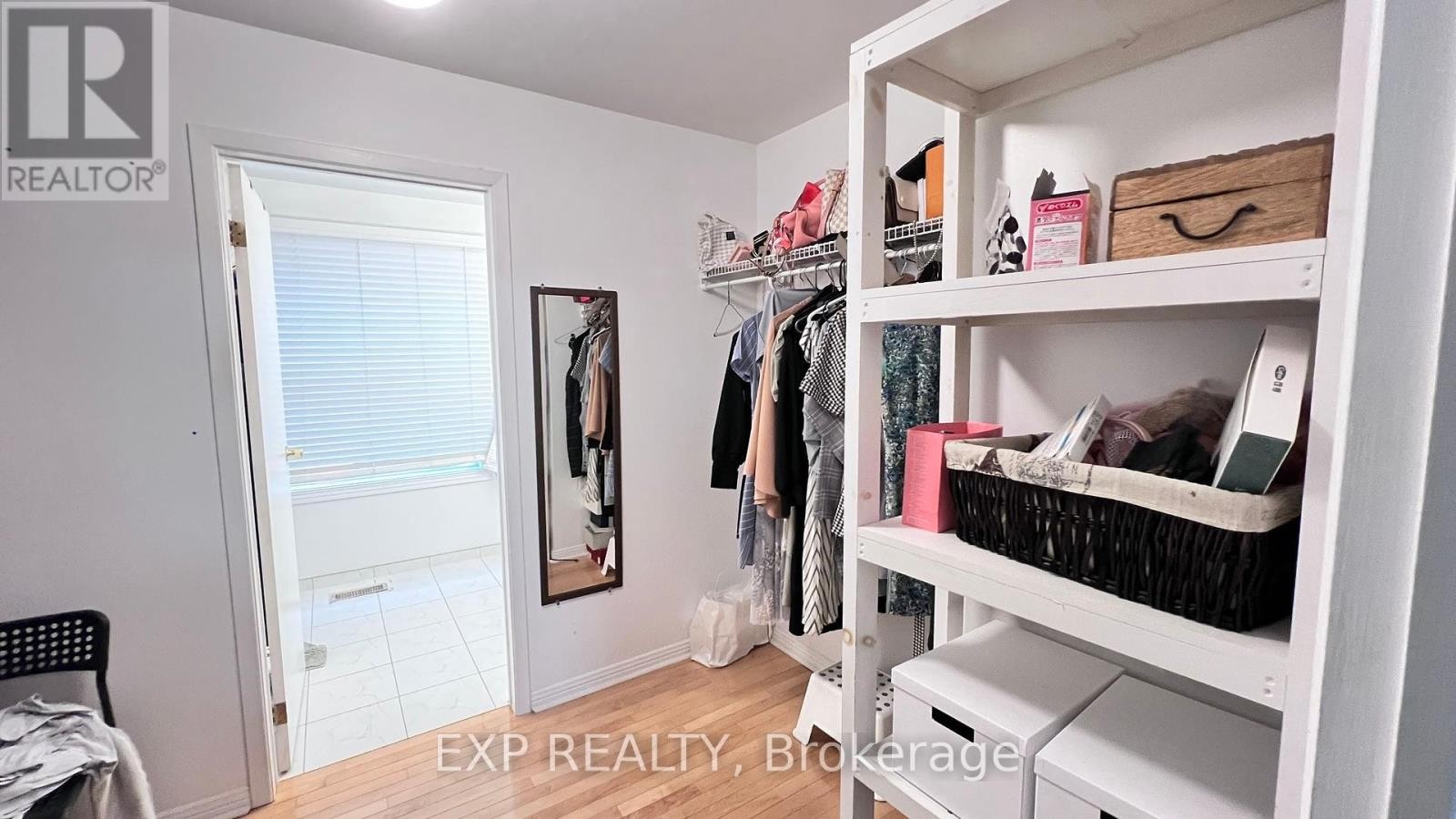 












960 CAHILL DRIVE

,
Ottawa,




Ontario
K1V9H8

