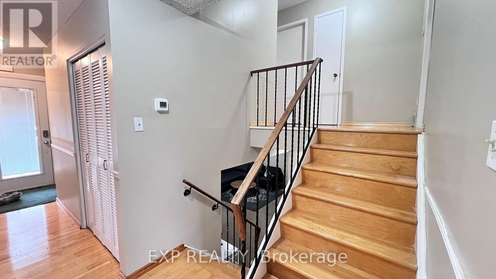 












960 CAHILL DRIVE

,
Ottawa,




Ontario
K1V9H8

