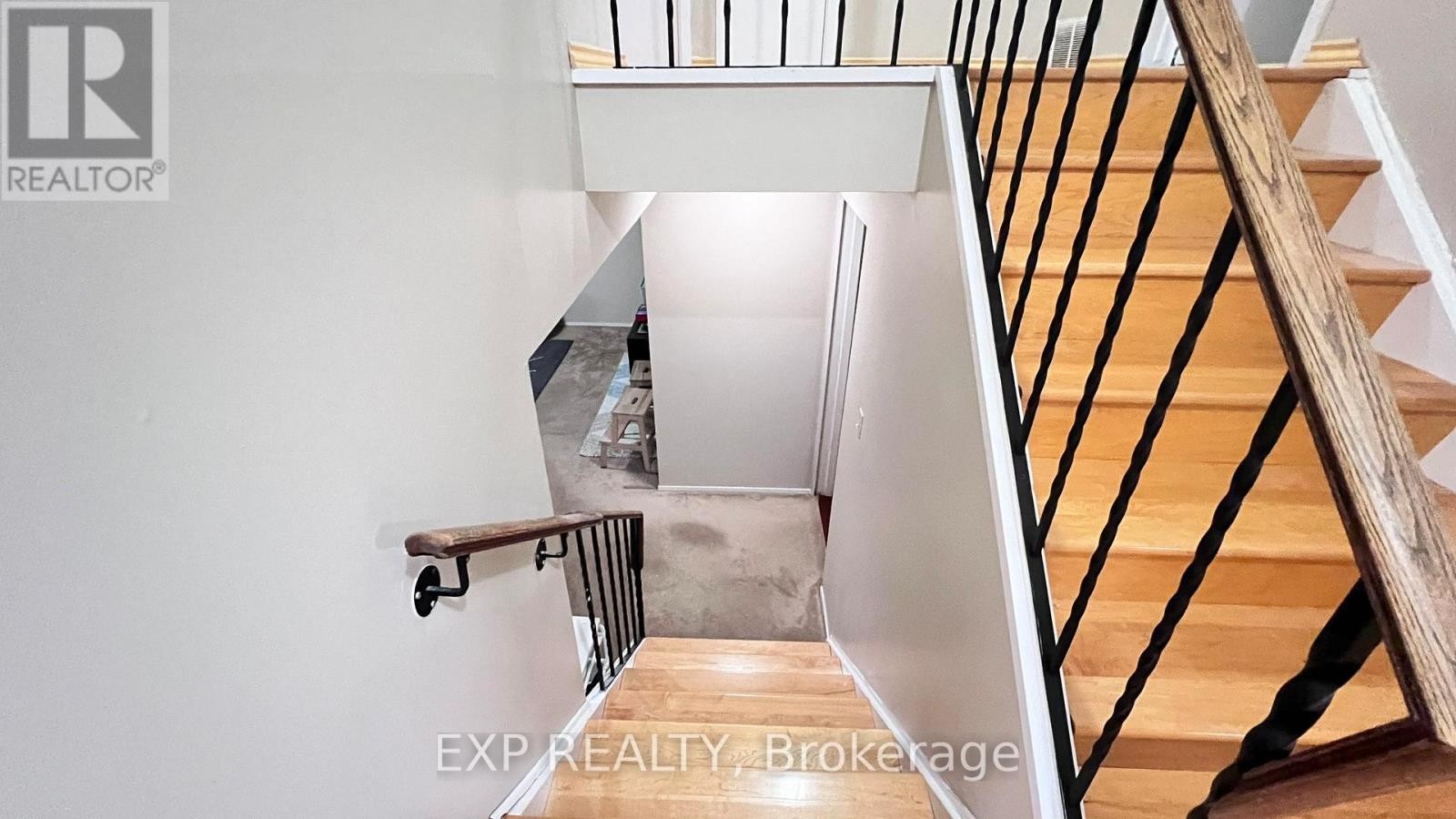 












960 CAHILL DRIVE

,
Ottawa,




Ontario
K1V9H8


