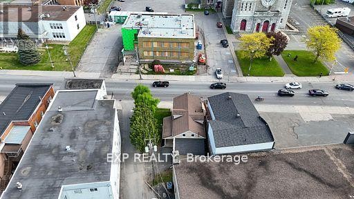












467 MAIN STREET

,
Hawkesbury,




Ontario
K6A2S6

