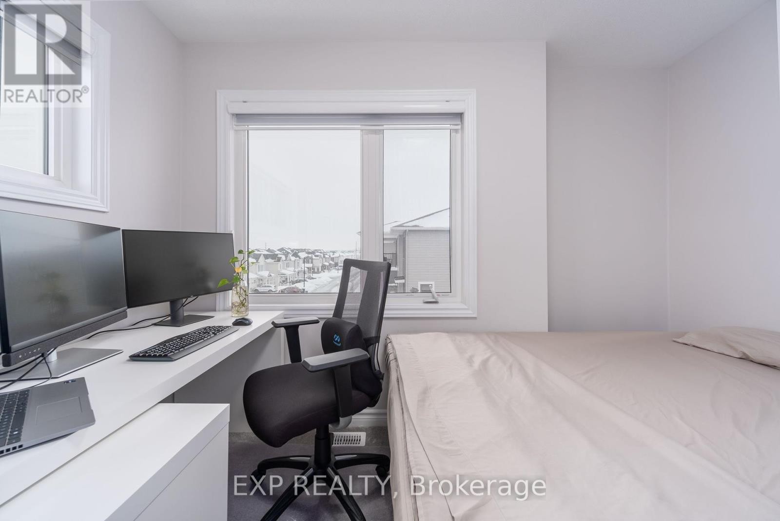 












103 WALLEYE PRIVATE

,
Ottawa,




Ontario
K2J6E2

