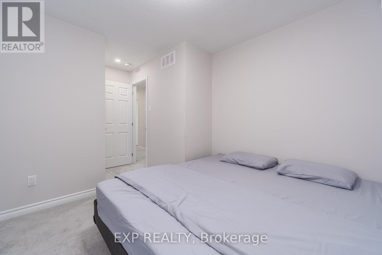 












103 WALLEYE PRIVATE

,
Ottawa,




Ontario
K2J6E2

