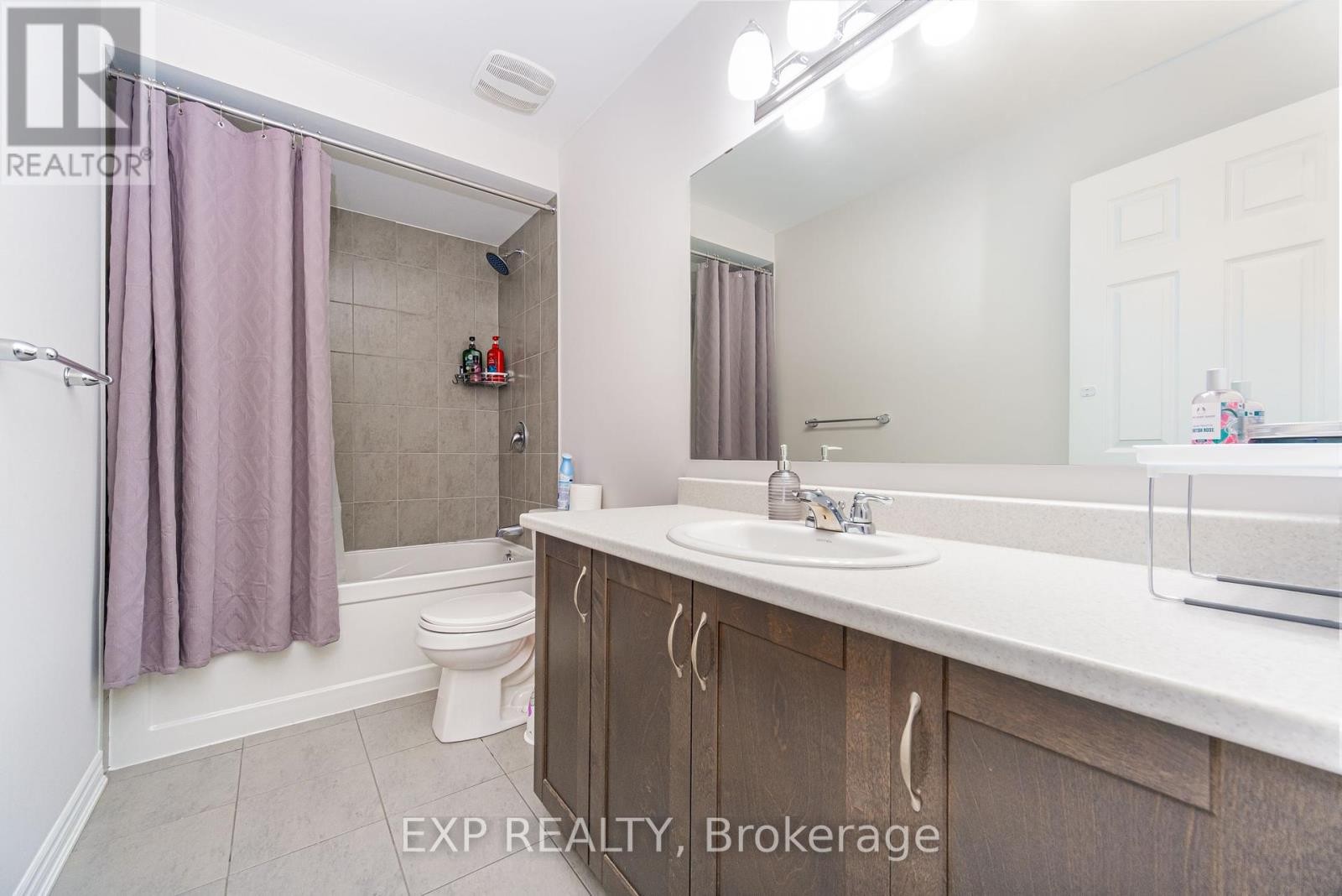












103 WALLEYE PRIVATE

,
Ottawa,




Ontario
K2J6E2

