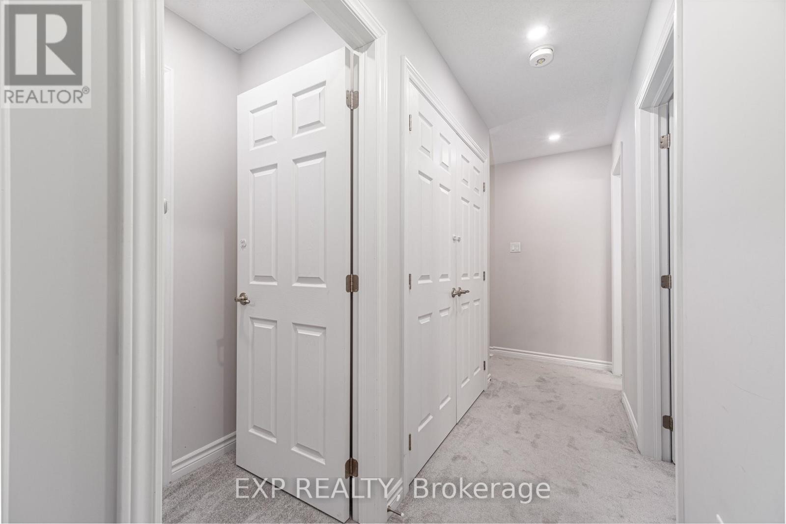 












103 WALLEYE PRIVATE

,
Ottawa,




Ontario
K2J6E2

