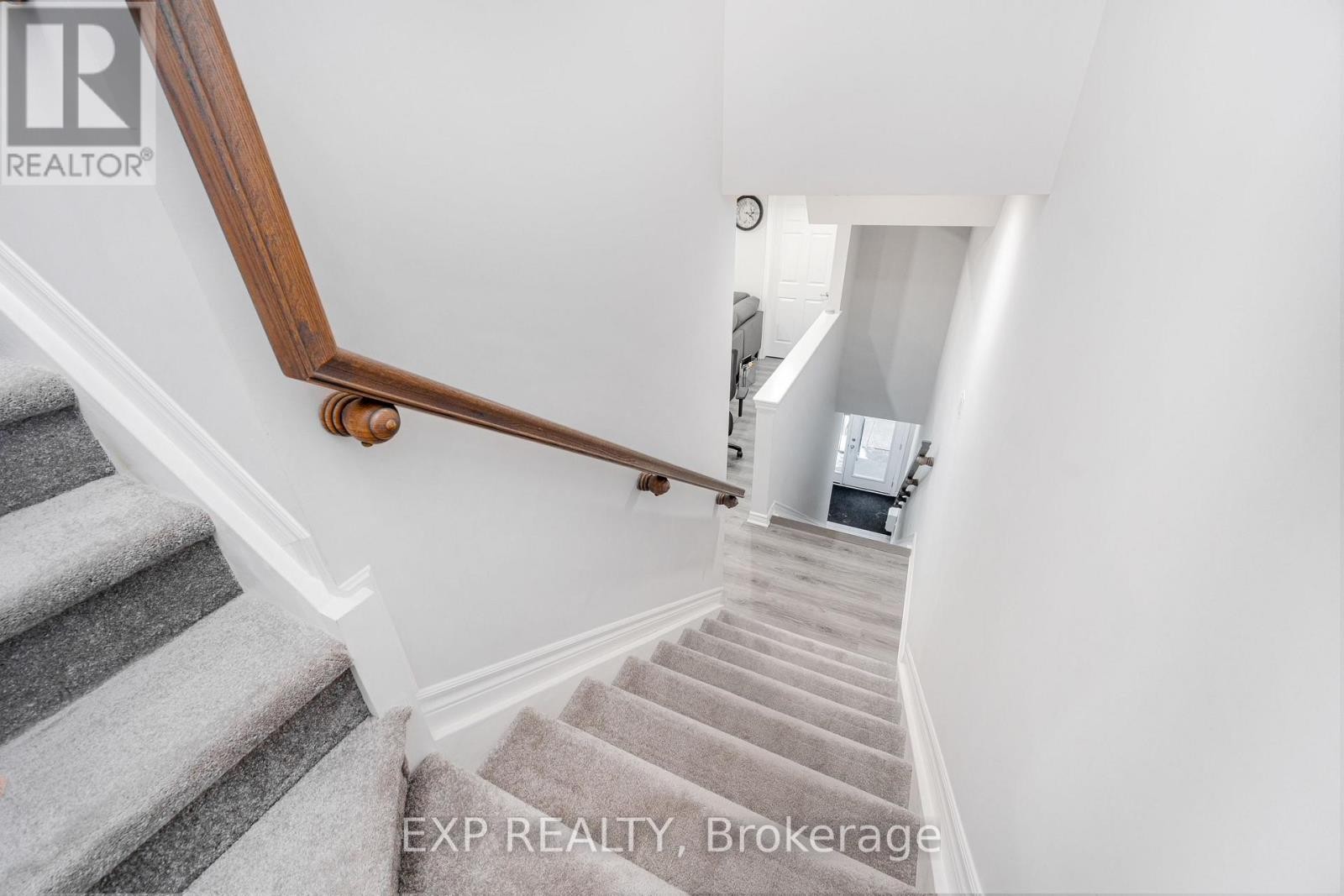 












103 WALLEYE PRIVATE

,
Ottawa,




Ontario
K2J6E2

