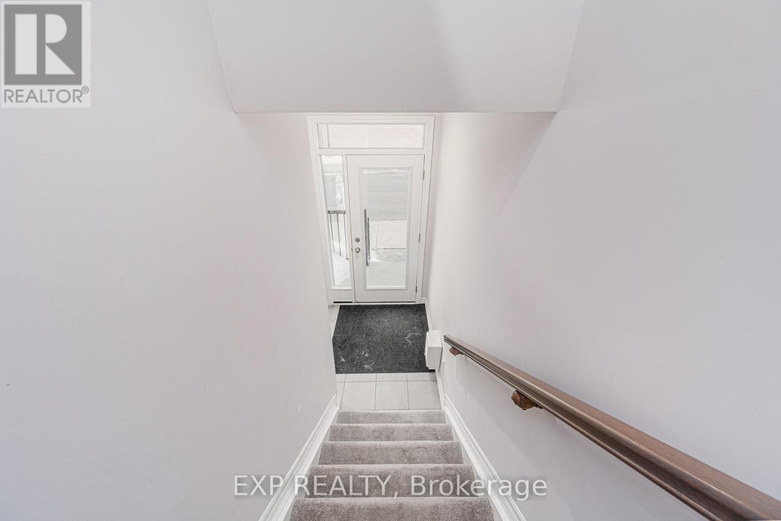 












103 WALLEYE PRIVATE

,
Ottawa,




Ontario
K2J6E2

