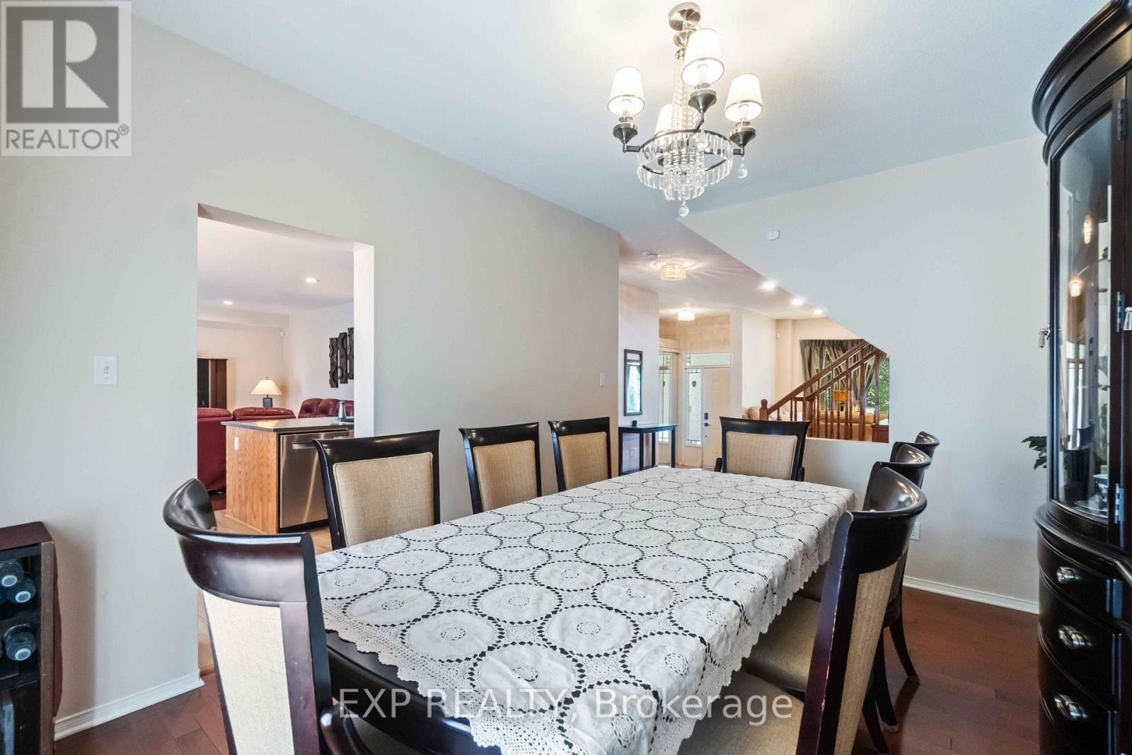 












104 YORKBERRY GATE

,
Ottawa,




Ontario
K1V1Z1

