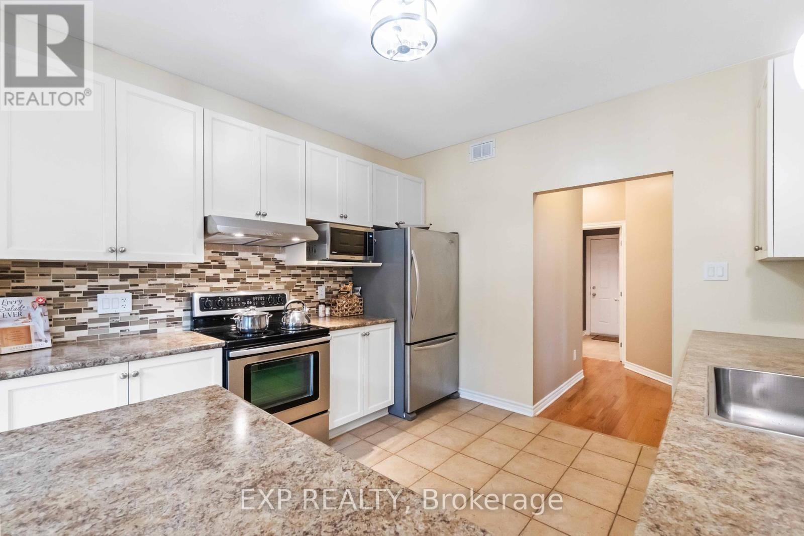 












90 CEDAR VALLEY DRIVE

,
Ottawa,




Ontario
K2M3A3

