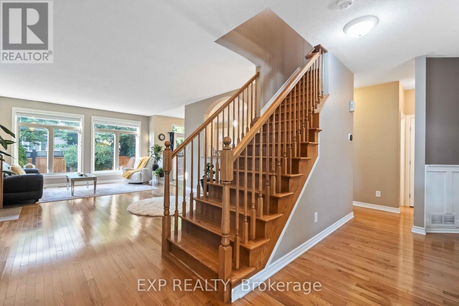 












90 CEDAR VALLEY DRIVE

,
Ottawa,




Ontario
K2M3A3

