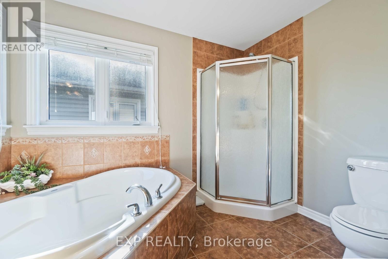 












90 CEDAR VALLEY DRIVE

,
Ottawa,




Ontario
K2M3A3

