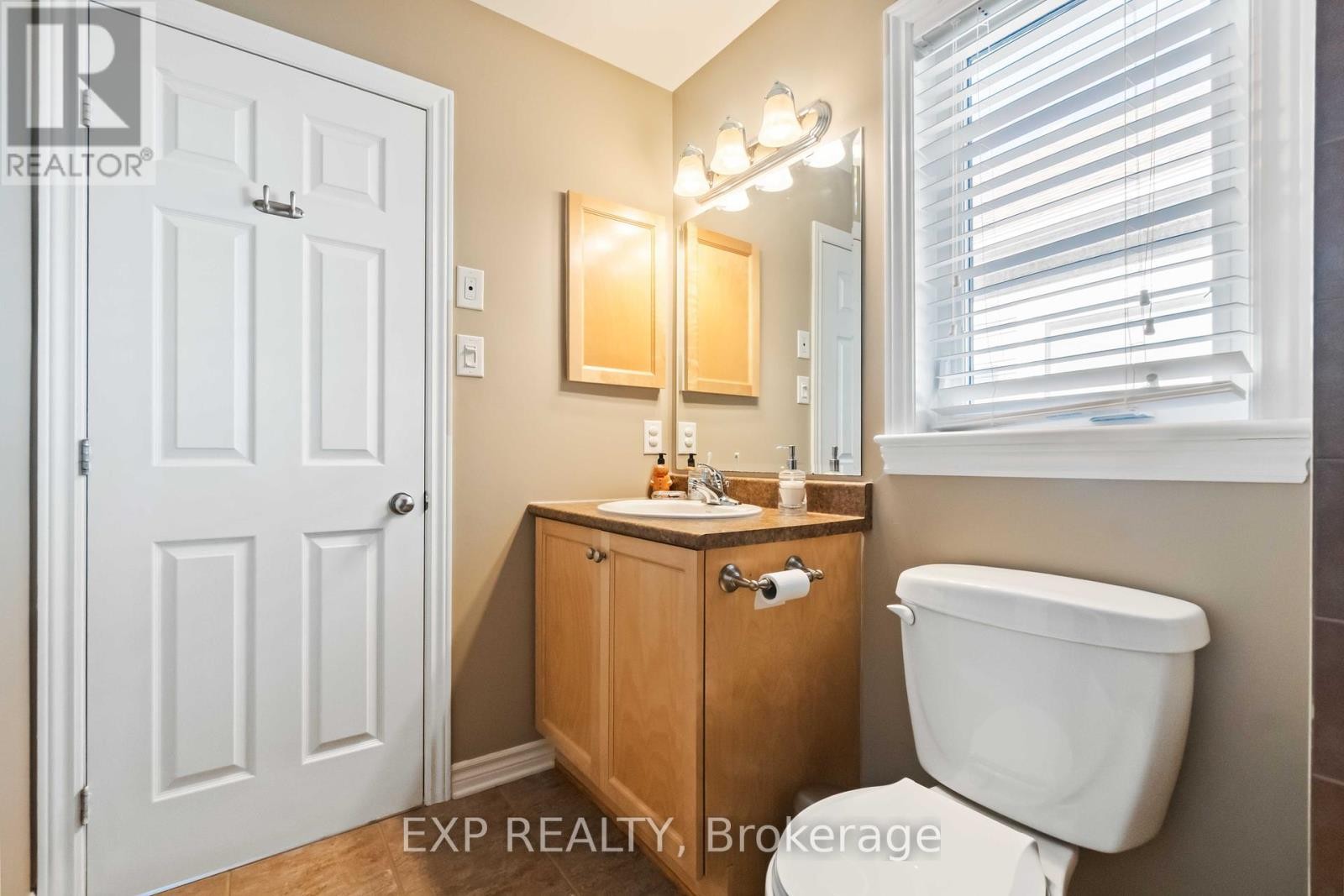 












90 CEDAR VALLEY DRIVE

,
Ottawa,




Ontario
K2M3A3

