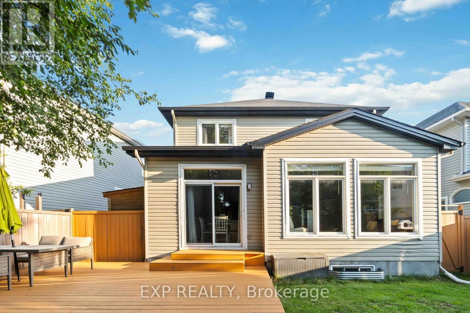 












90 CEDAR VALLEY DRIVE

,
Ottawa,




Ontario
K2M3A3

