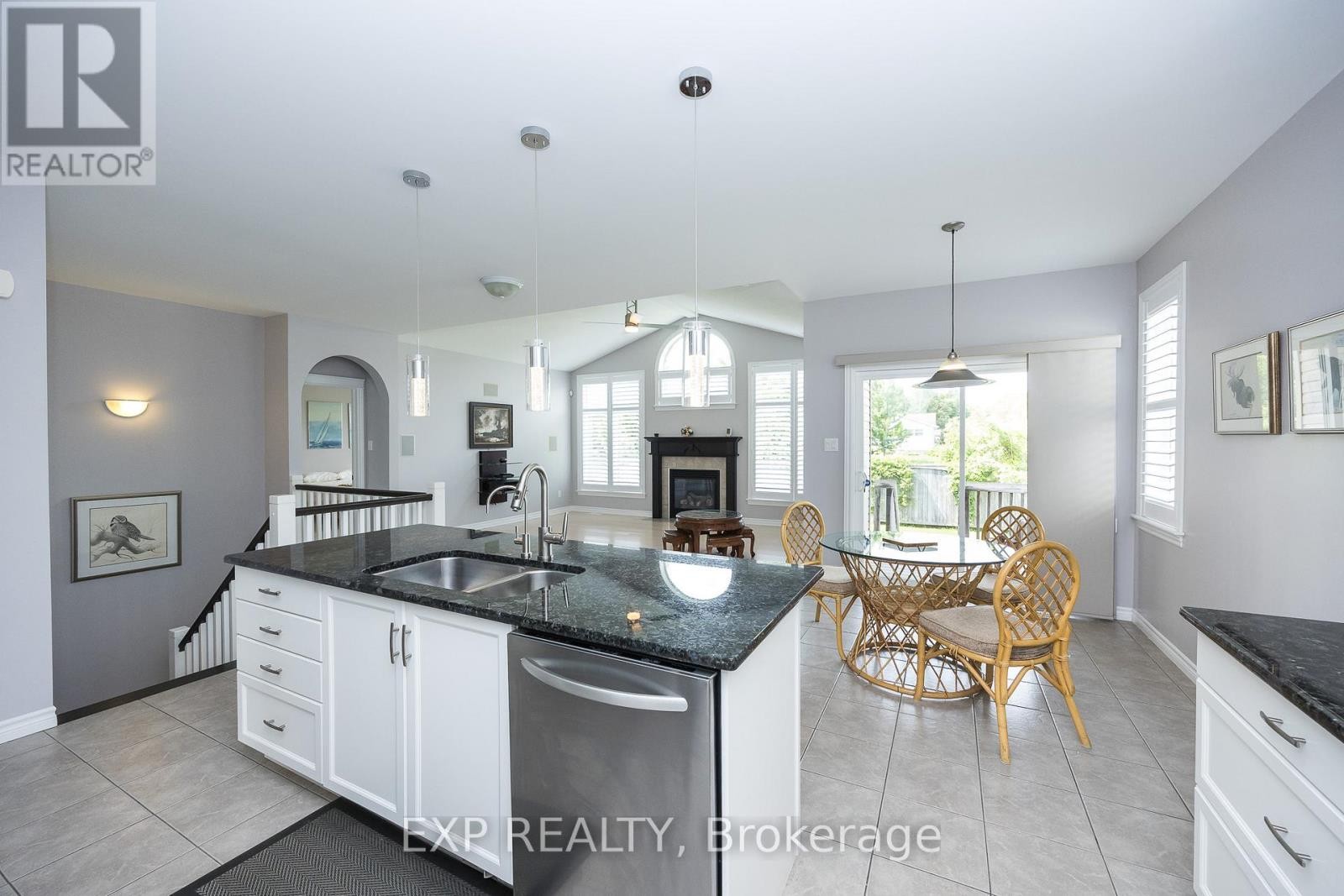 












31 GERTIE STREET

,
Ottawa,




Ontario
K0A2Z0

