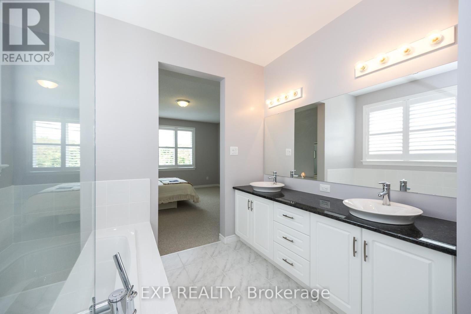 












31 GERTIE STREET

,
Ottawa,




Ontario
K0A2Z0

