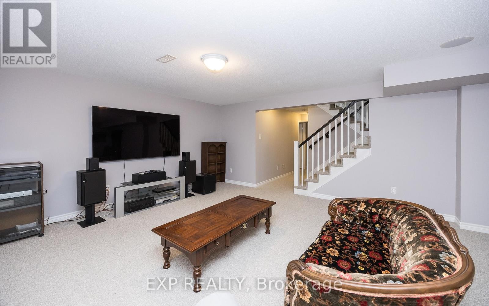 












31 GERTIE STREET

,
Ottawa,




Ontario
K0A2Z0

