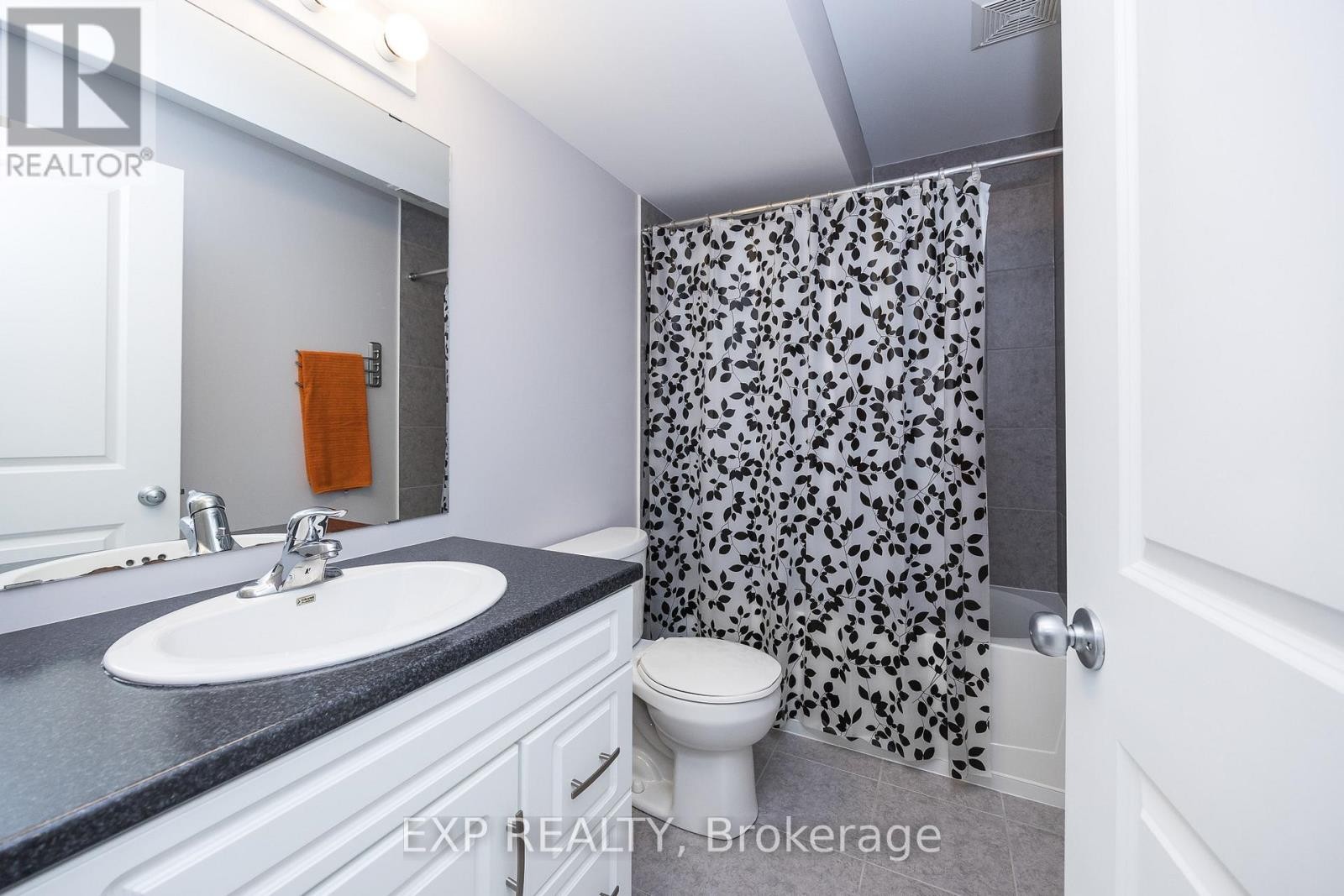 












31 GERTIE STREET

,
Ottawa,




Ontario
K0A2Z0

