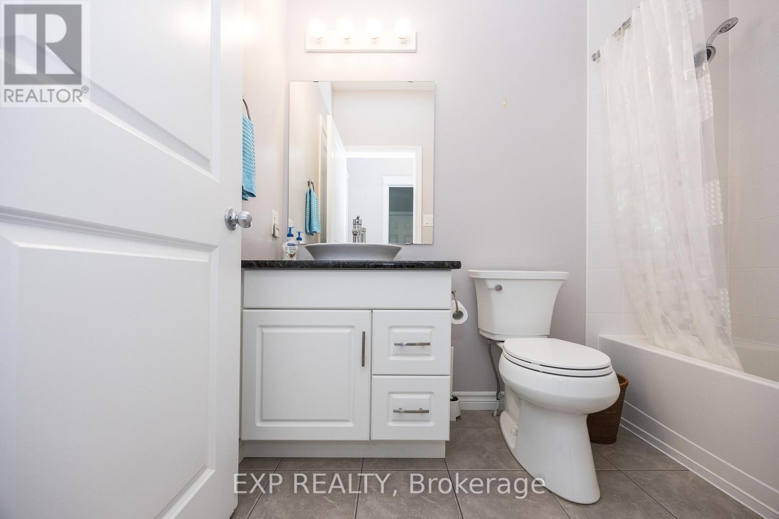 












31 GERTIE STREET

,
Ottawa,




Ontario
K0A2Z0


