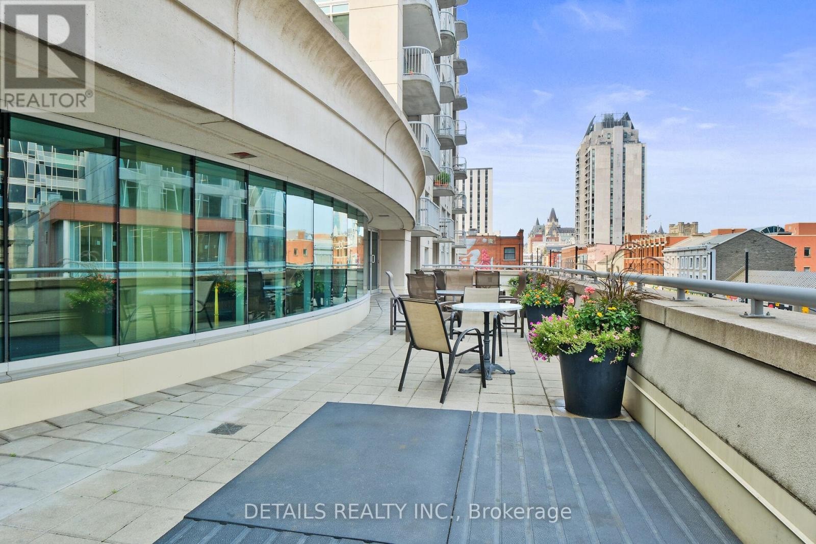 












1202 - 200 RIDEAU STREET

,
Ottawa,




Ontario
K1N5Y1

