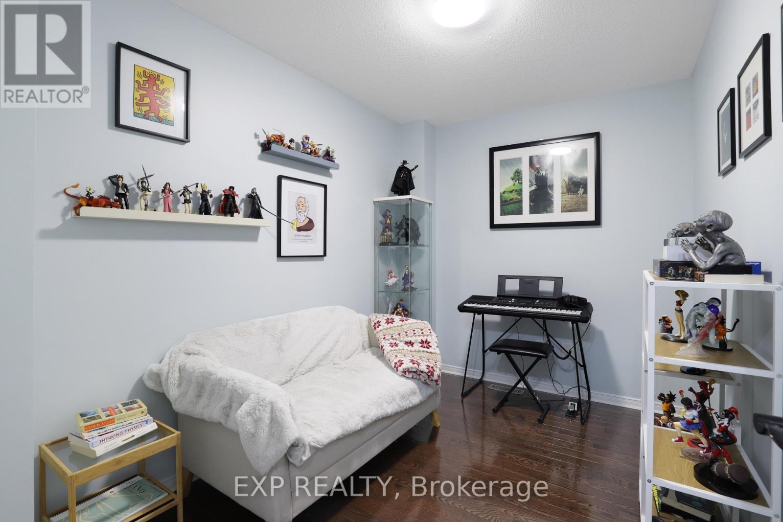












116 QUITO PRIVATE

,
Ottawa,




Ontario
K2E0A9

